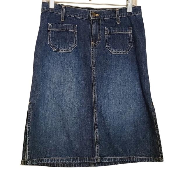 Abercrombie & Fitch | Women's Dark Indigo A-Line Denim Skirt (Size 2) - Picture 1 of 14